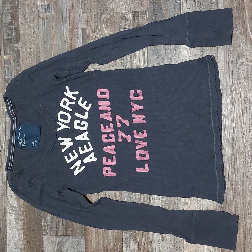 American Eagle Waffle stitch shirt